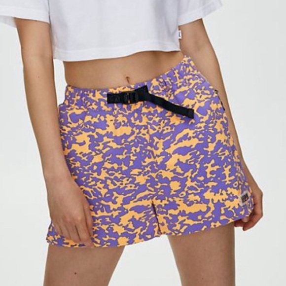 TNA Pants - Aritzia TNA Nylon Shorts Oceanside Shorts Size XS